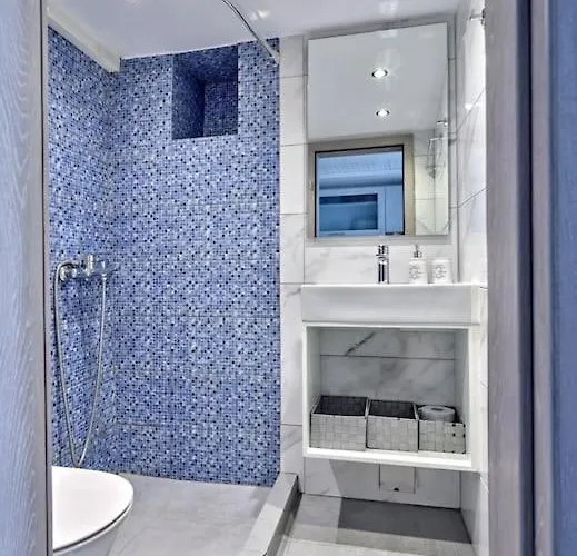 Lindo House レフケス